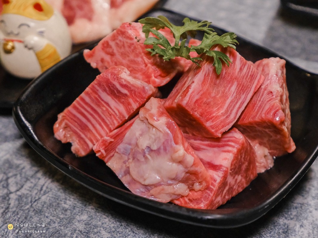 台東火烤兩吃新選擇！「樂烤和牛」688元燒肉吃到飽，超過50種品項無限供應，四國特色燒肉一次滿足～