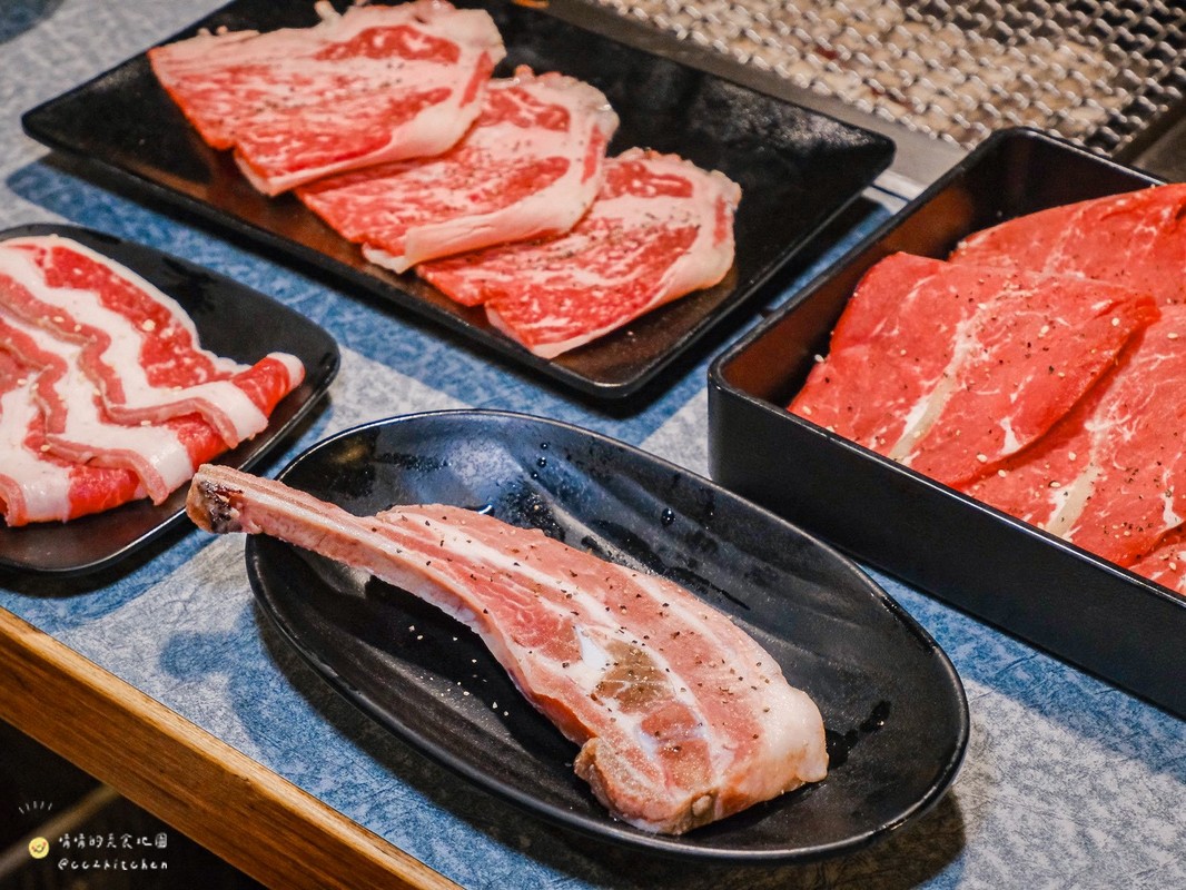 台東火烤兩吃新選擇！「樂烤和牛」688元燒肉吃到飽，超過50種品項無限供應，四國特色燒肉一次滿足～