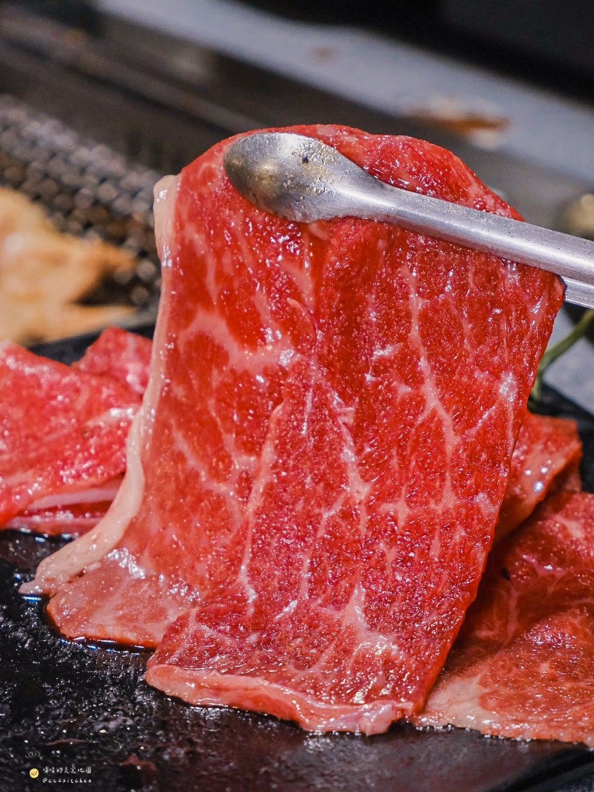 台東火烤兩吃新選擇！「樂烤和牛」688元燒肉吃到飽，超過50種品項無限供應，四國特色燒肉一次滿足～