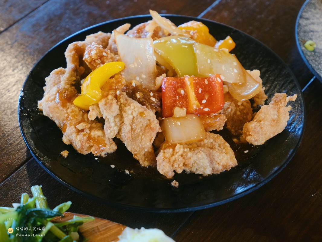 台東長濱美食推薦！「三個男人」部落風味簡餐，來長濱別只吃無菜單料理～返鄉青年結合部落媽媽手藝打造的美味食堂。