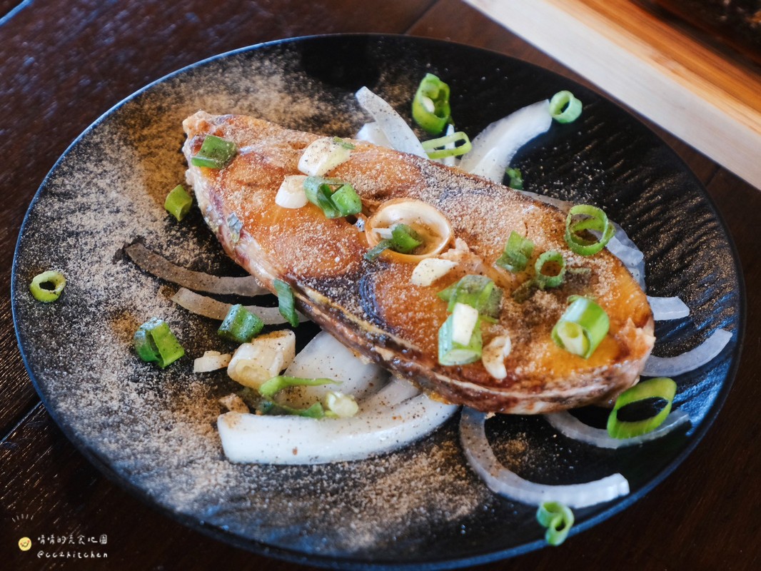 台東長濱美食推薦！「三個男人」部落風味簡餐，來長濱別只吃無菜單料理～返鄉青年結合部落媽媽手藝打造的美味食堂。